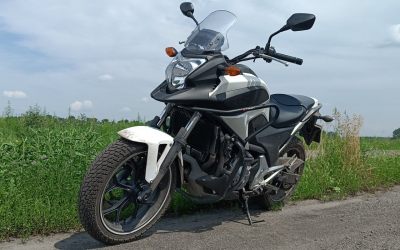 Прокат мотоцикла Honda NC 700 - Челябинск, заказать или взять в аренду