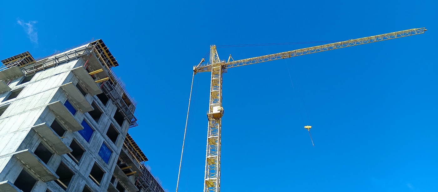 Аренда и услуги башенных кранов для стротельства высотных домов и зданий в Копейске